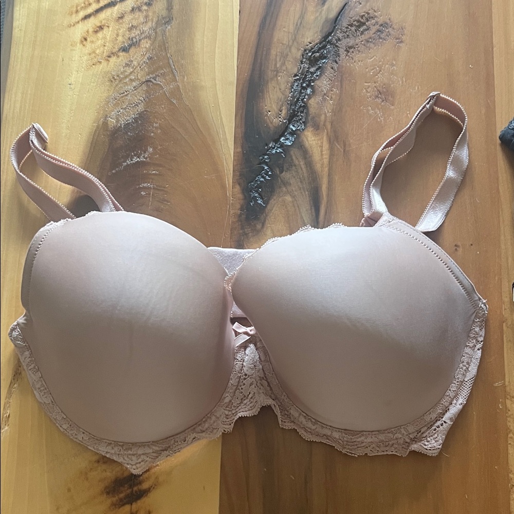 Victoria's Secret Blush Lace Bra